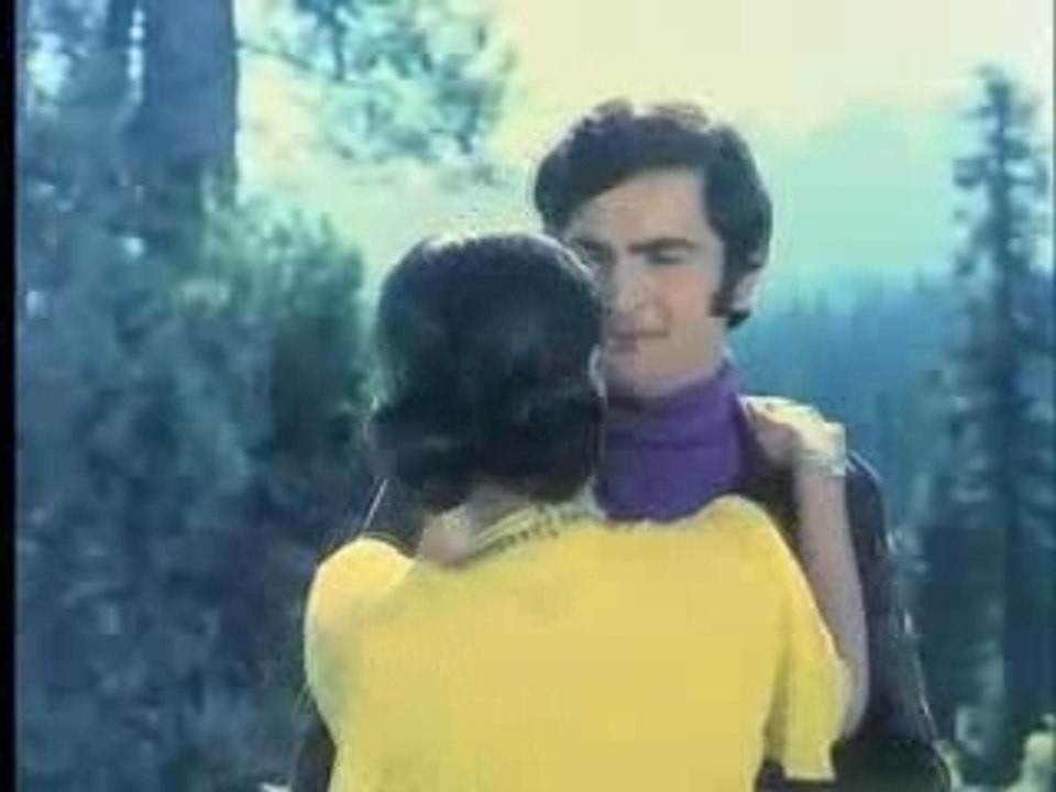 Hum Tum Ek Kamre - Bobby - 1973