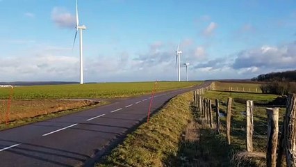 Le vent souffle fort sur les hauteurs de Forbach, sur les plateaux de Bousbach et Gaubiving