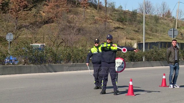 Bllokohen mjetet e blinduara e luksoze/ Postoblloqe në të gjithë vendin, mbi 170 të shoqëruar
