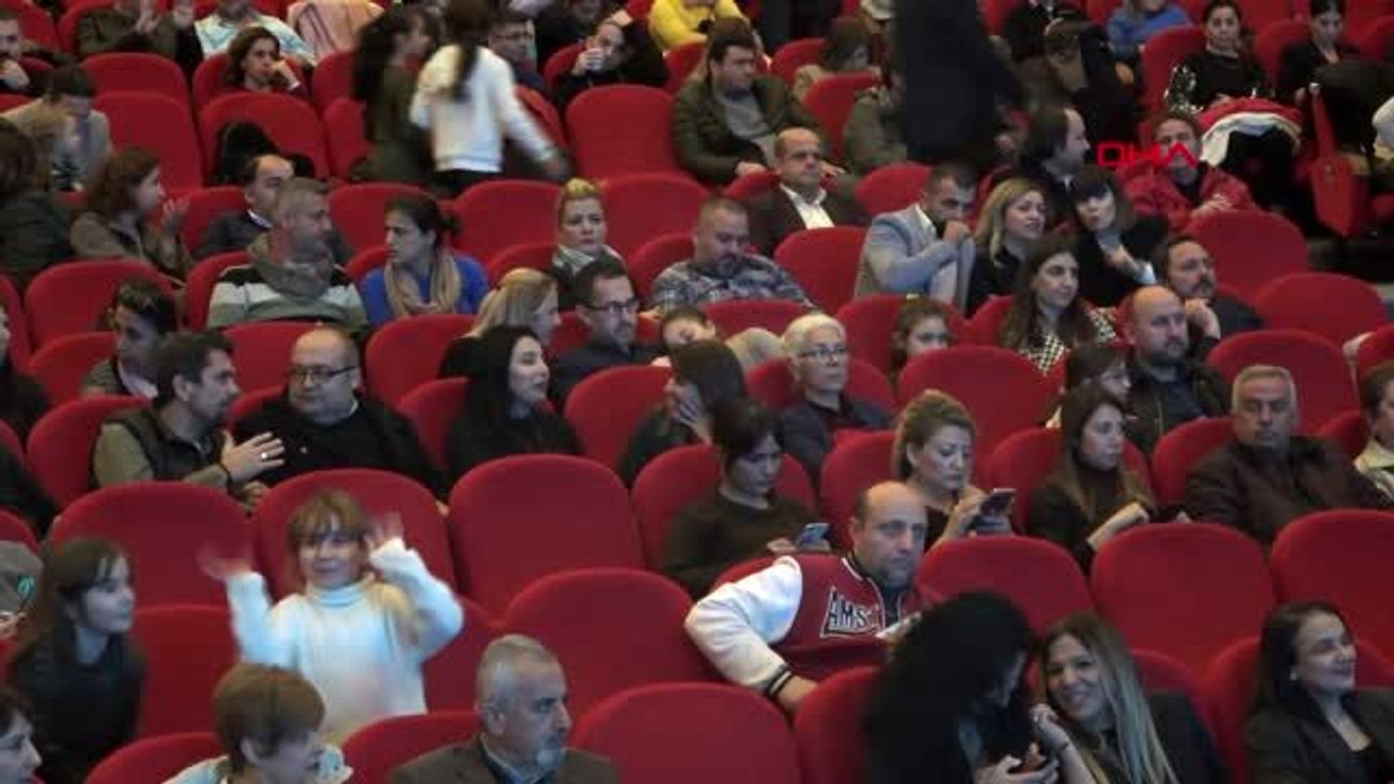 Mersin-ulusal ve evrensel değerlere sahip bireyler yetiştiriyoruz