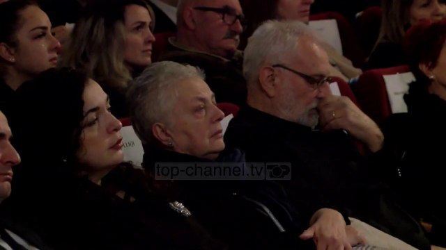 Lamtumira e Pagarushës/ Kosova në ditë zie, përcjell artisten e madhe në vendlindje