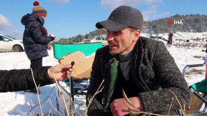 Ege'nin Uludağ'ı Kertil'de kar keyfi