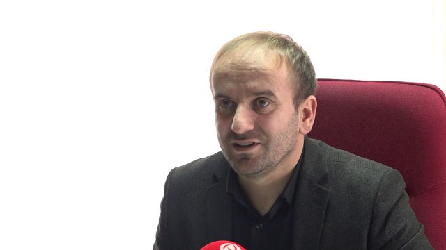 Поради големиот број ученици настава во три смени во ОУ „Наим Фрашери“