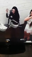 Miljana javno nosa telefon u Zadruzi