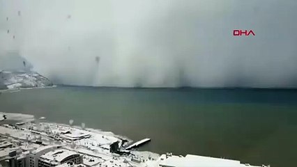 Artvin’de kar fırtınası deniz üzerinden böyle geldi!