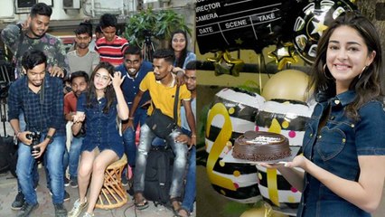 Ananya Panday celebrates her Birthday with media & fans; Watch video | FilmiBeat