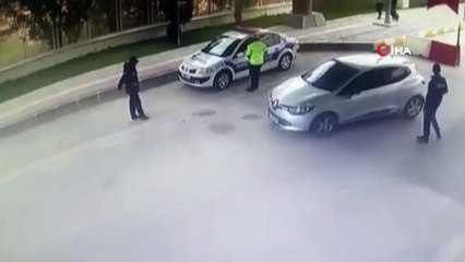 Van’da baston görünümlü kılıç ele geçirildi