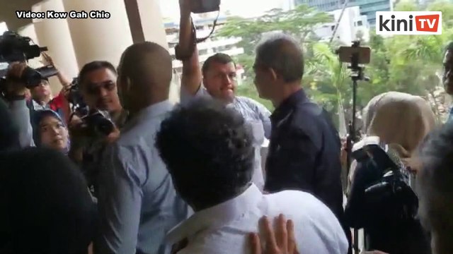 Kami bukan pengganas laung suspek tahanan SOSMA