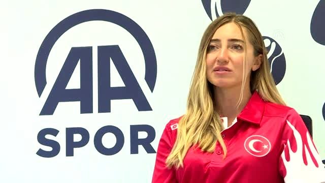 Şahika Ercümen: Benim için suyun altı ikinci bir ev (2)