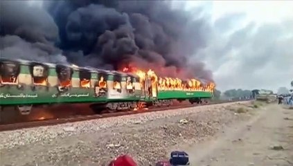 46 personas mueren en la explosión de una bombona de gas en un tren de Pakistán