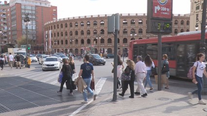 La temperatura en Valencia alcanza 30 grados en visperas de puente de Todos los Santos