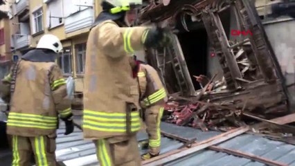 Üsküdar'da binada çökme ! Ekipler alarma geçti