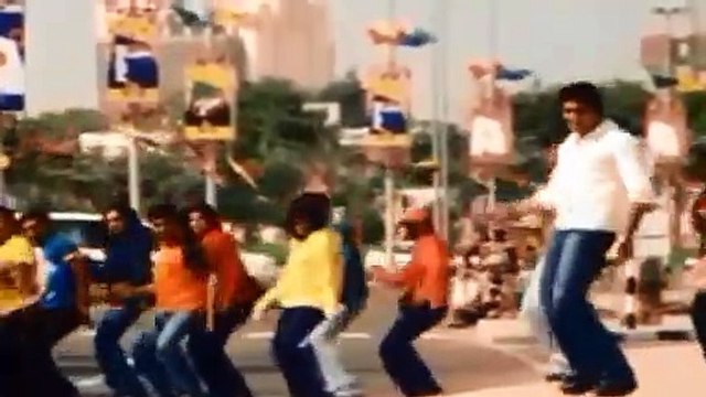 Chori Chori / Happy Days... - Sonu Nigam, Alka Yagnik, Kunal Ganjawala | [From Om Jai Jagadish — [Film 2002]] by Waheeda Rehman / Anil Kapoor / Mahima Chaudhry / Fardeen Khan / Urmila Matondkar / Abhishek Bachchan / Tara Sharma / Parmeet Sethi / Anu Kap