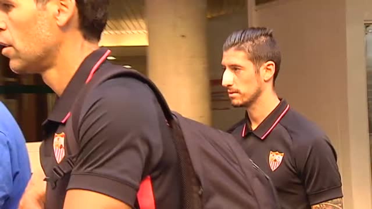 Escudero abandona el hospital tras su duro golpe en Mestalla