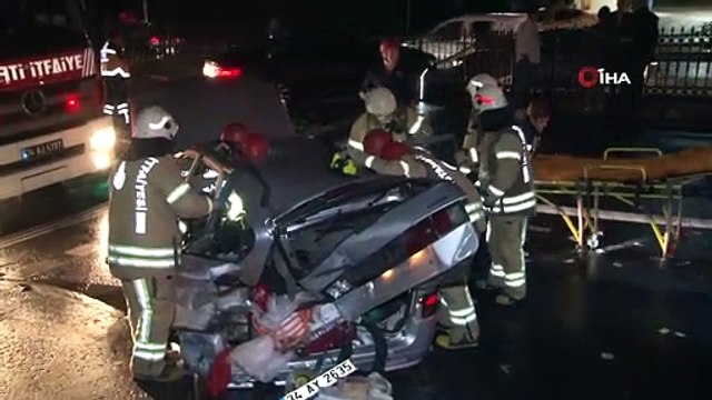 Sarıyer’de bir otomobil kırmızı ışıkta bekleyen araca çarptı: 1'İ hamile 7 yaralı