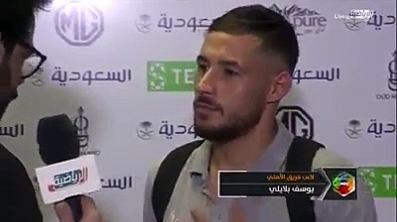 Le coup de gueule  de Youcef  Belaili contre son entraîneur