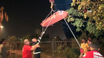 Yük trenin çarptığı kişi ağır yaralandı