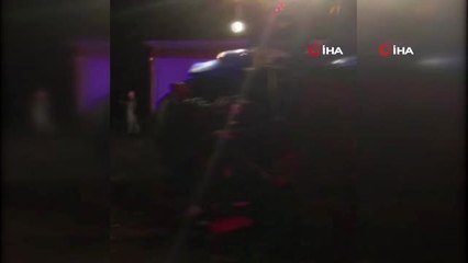 Bursa'da feci kaza...Devrilen çekici İzmir yolunu kapattı