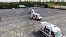 İstanbul'un ambulans sürücülerinin zorlu eğitimi havadan görüntülendi