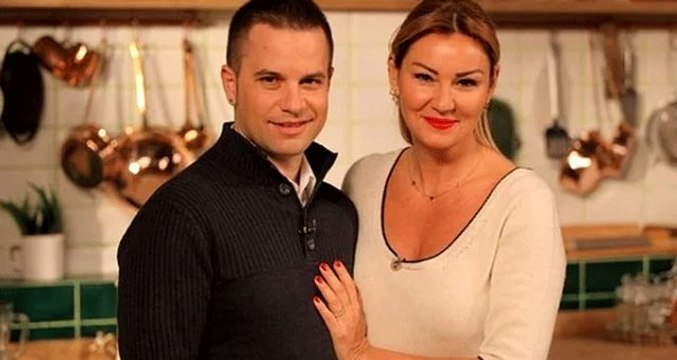 Kocasının soyunma odasında kendisini öptüğünü söyleyen Pınar Altuğ: Gönül olmadan taciz olur!