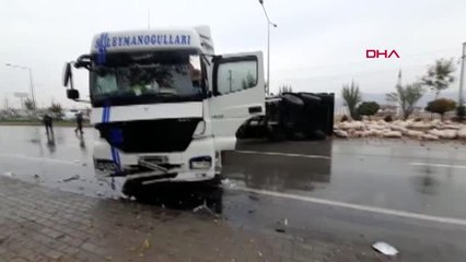 Afyonkarahisar'daki kazalarda 6 kişi yaralandı