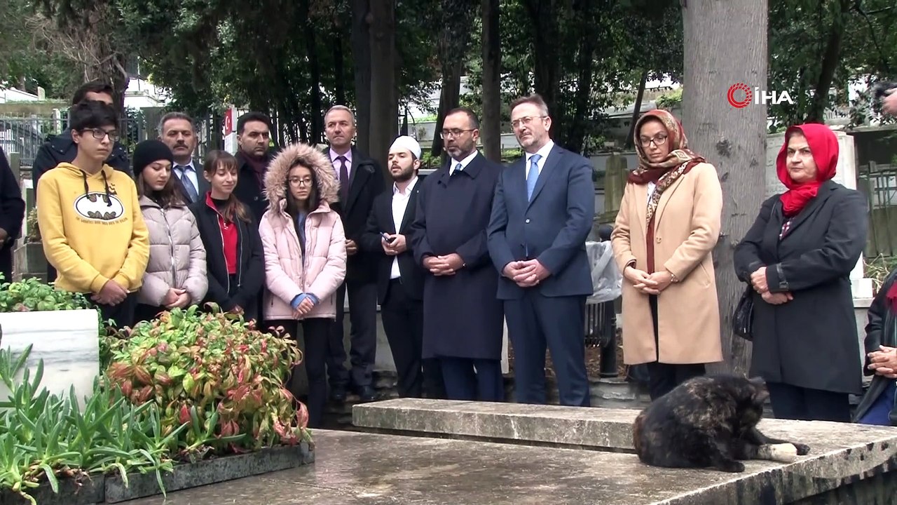 Yahya Kemal Beyatlı vefatının 61’inci yılında mezarı başında anıldı