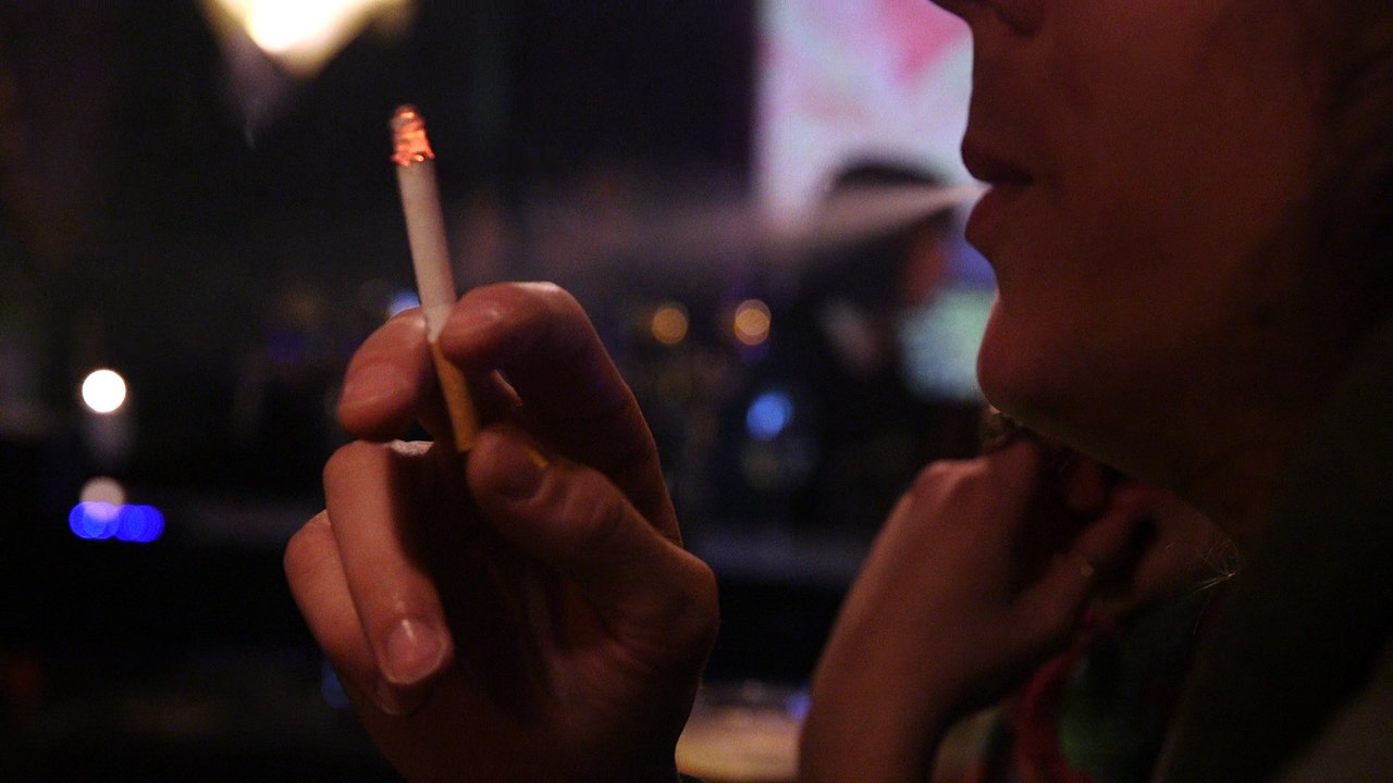 Die letzte Zigarette vor dem Rauchverbot