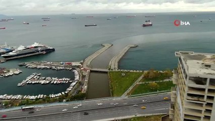 Marmara Denizi'ne çamur aktı