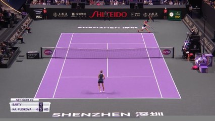 Masters - Barty rejoint Svitolina en finale