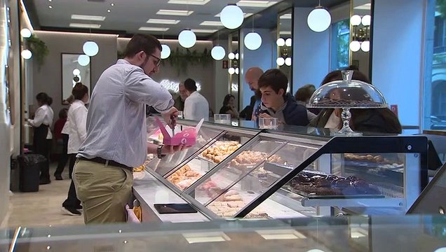 Buñuelos y huesos de santo, dulces protagonistas del Día de Todos los Santos