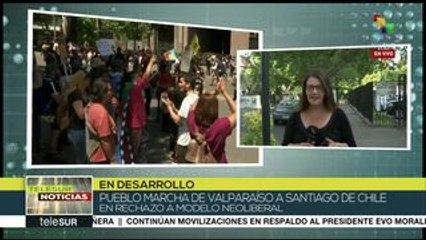 Pueblo marcha de Valparaíso a Santiago de Chile contra Piñera