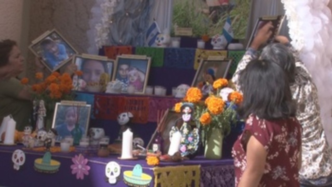 Altar recuerda a niños que han muerto a causa de políticas migratorias de EE.UU.