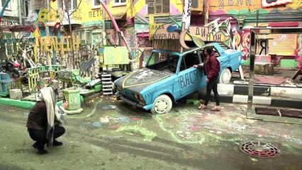 Tenants Divided On Whether To Keep Or Discard Junk Art Display!