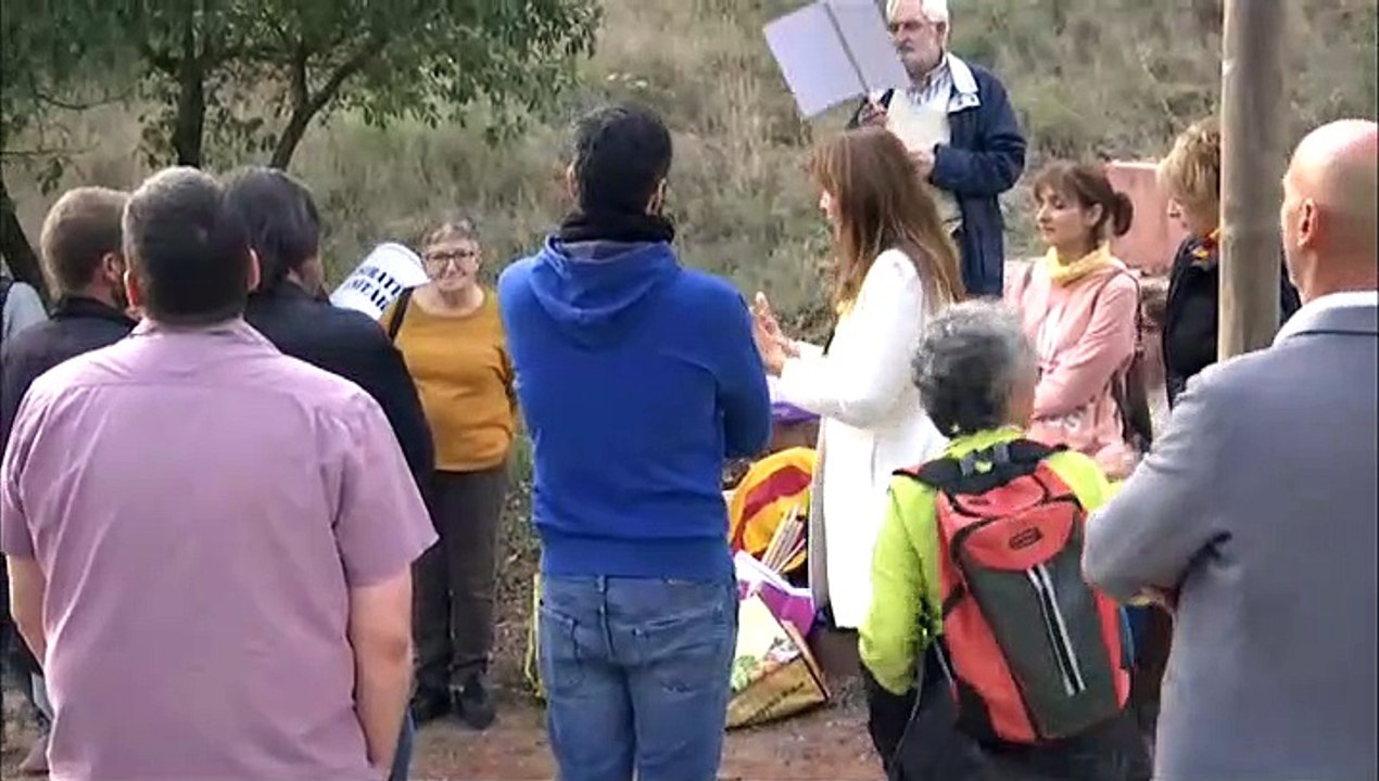 Los CDR se concentran en Lledoners para denunciar la falta de unidad de los partidos independentistas