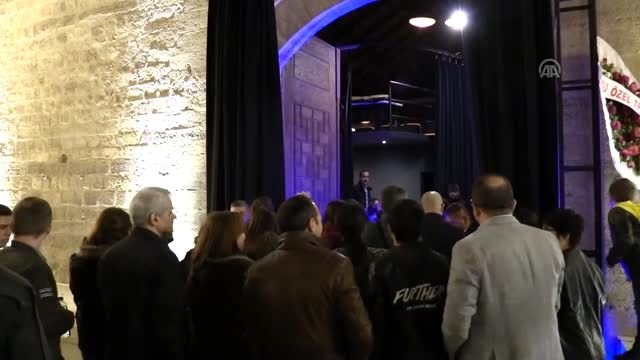 Edirne Devlet Tiyatrosu Bir Nefes Dede Korkut oyunuyla perde açtı