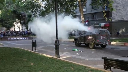 ویدئوهای برگزیده هفته: از درگیری‌های عراق و شیلی تا آتش سوزی‌های کالیفرنیا و پاکستان