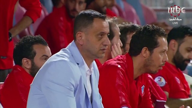 الكويت يمطر شباك الساحل بخمسة أهداف دون رد في دوري VIVA الكويتي