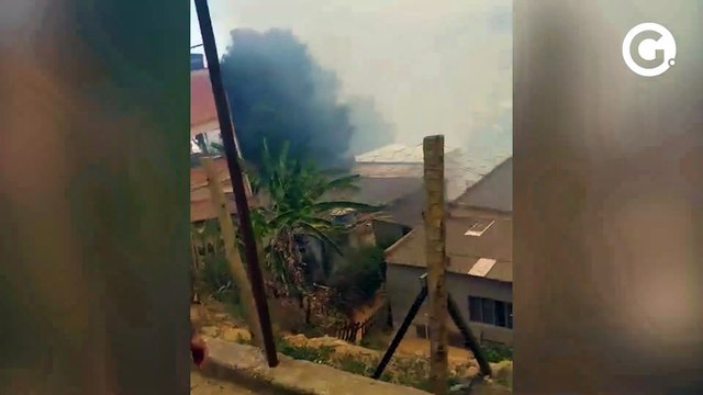 Incêndio em mata atinge fundo de casas e assusta moradores de Colatina