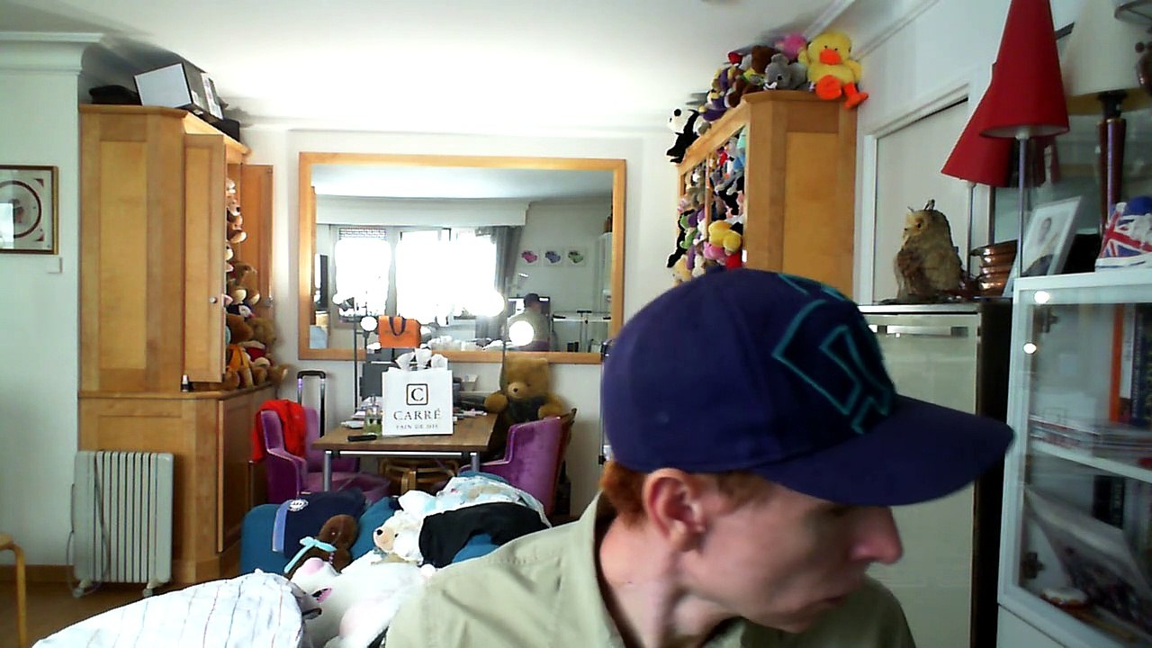 Wiwi égratigne "quelqu'un de bien" de Dinos Punchlinovic