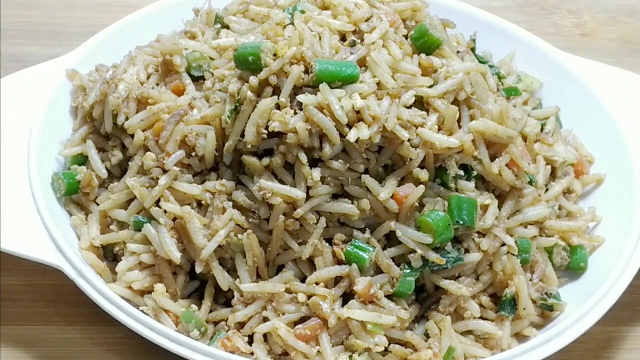 5 मिनट में बनाएं एग फ्राइड राइस5 minutes Egg fried rice Korean style Egg fried rice (4)