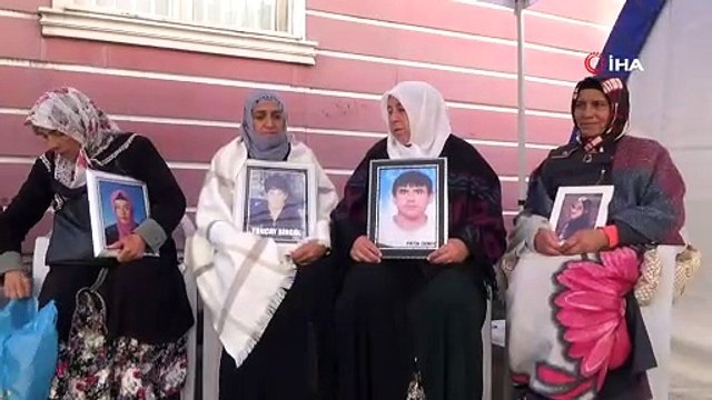 HDP önündeki ailelerin oturma eylemi 61'inci gününde devam ediyor