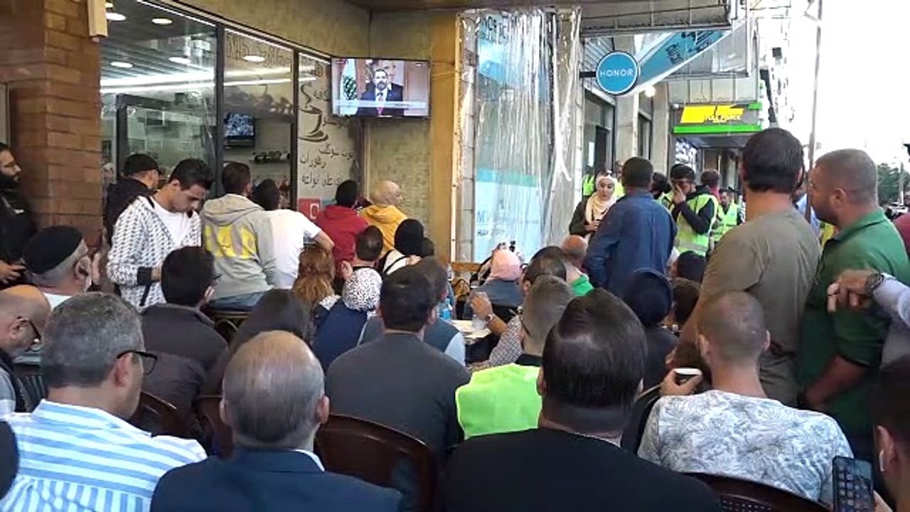 Lübnan'da Başbakanın istifasına rağmen gösteriler devam ediyor