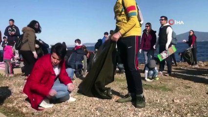 Öğrenciler Mudanya sahilini pırıl pırıl yaptı