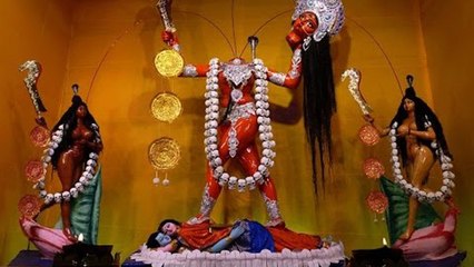 इस मंदिर में होती है देवी के कटे सिर की पूजा | Chinnamasta Devi Mysterious Temple | Boldsky