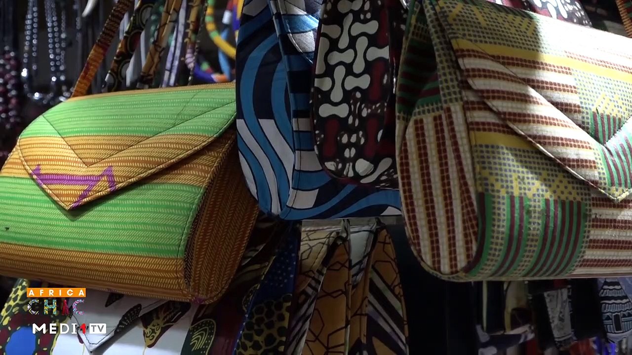 Incursion dans le domaine des accessoires, portrait du mannequin ivoirien Awa Sanoko et entretien avec Yama Ndiaye, un mannequin au parcours atypique - 02/11/2019
