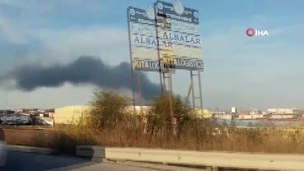 Arnavutköy'de fabrika yangını