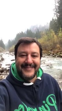 Matteo Salvini: Questi fra un po’ tassano anche l’aria che respiriamo, roba da matti (02.10.19)