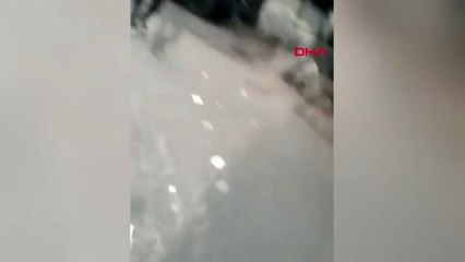 Delhi'de avukatlar ve polis arasında çatışma çıktı