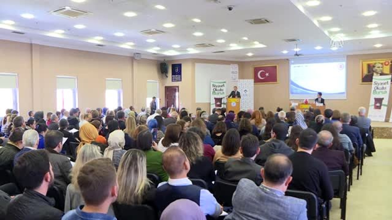 Bahçeşehir Üniversitesi Siyaset Okulu'ndan siyaset dersi