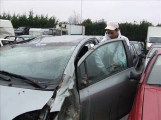 la voiture de mon frere